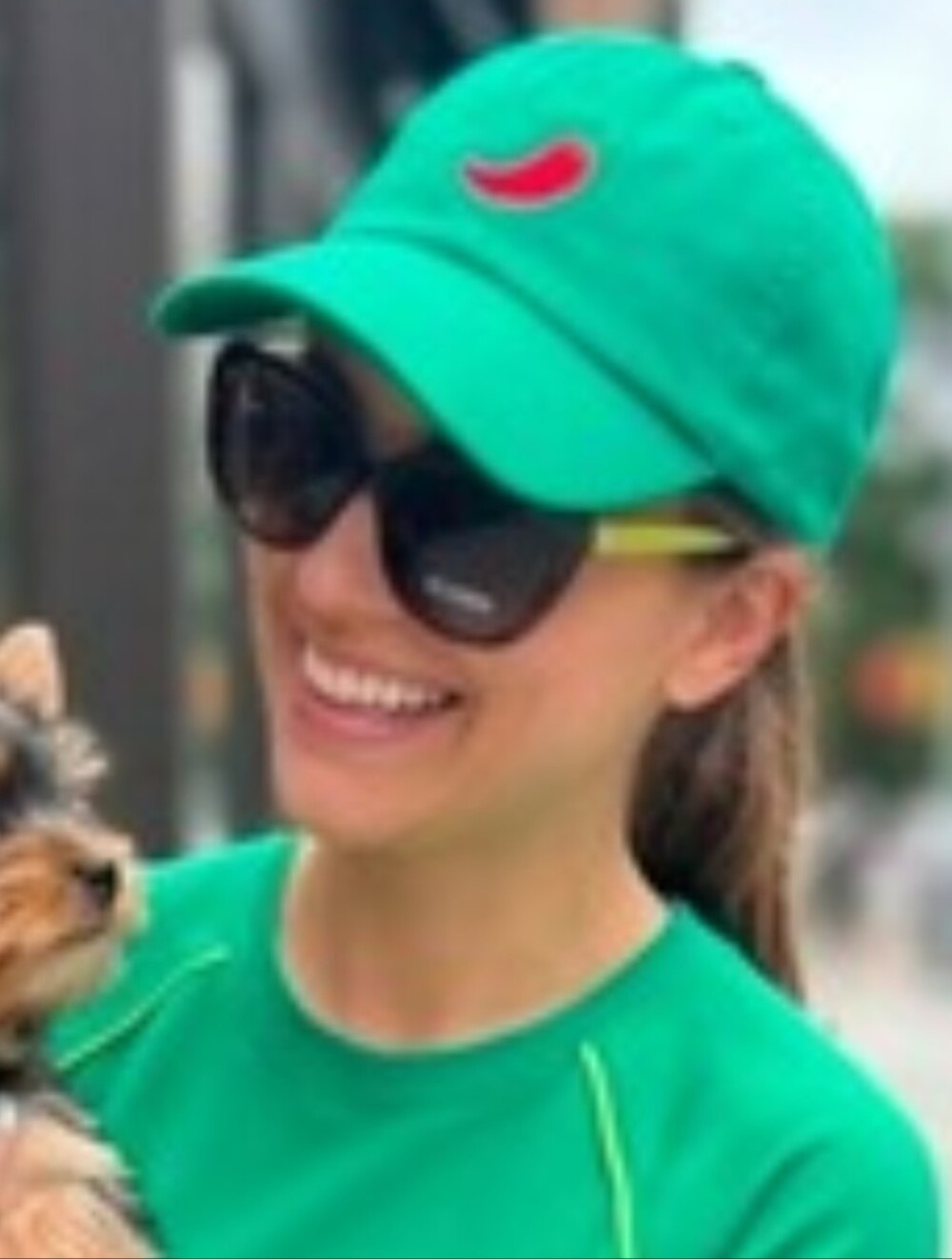 Steve Madden Sunglasses & Chili Pepper Baseball Cap Accessory Set Teal Green